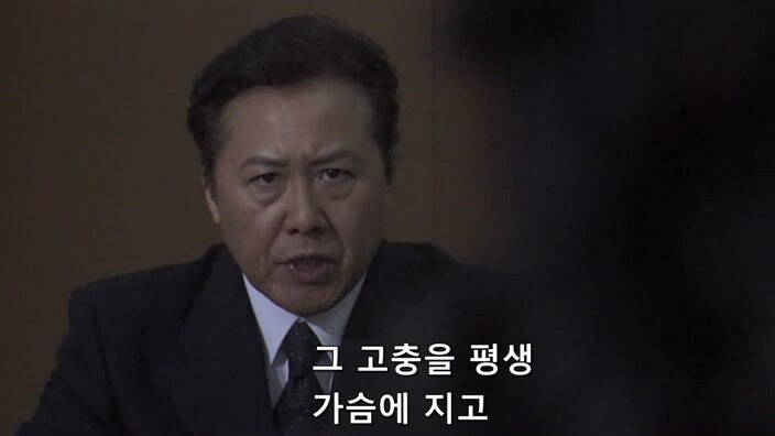 살인사건 재판 중 1차 배심원이 살해당해서 새로 배심원을 뽑은 결과_41.jpg