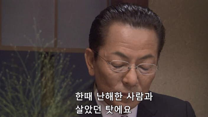 이혼한 마누라한테 뚝배기 깨진 전 남편_10.jpg