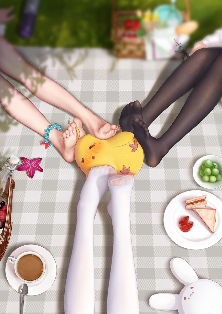 여자 발 보고 꼴리는 놈들 특징.jpg_24.jpg