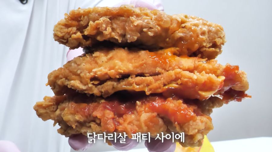 닭다리살 사이에 닭가슴살 넣은 버거_2.png