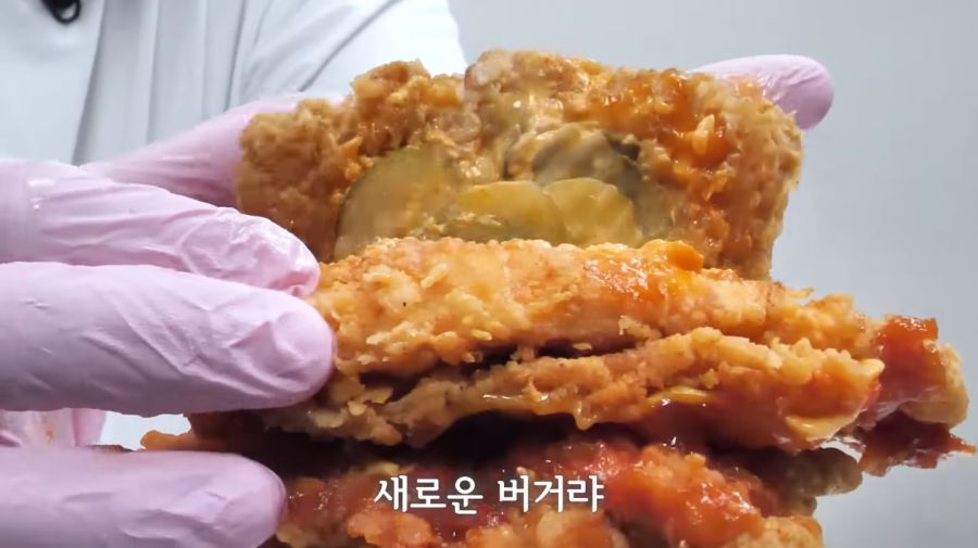 닭다리살 사이에 닭가슴살 넣은 버거_6.jpg