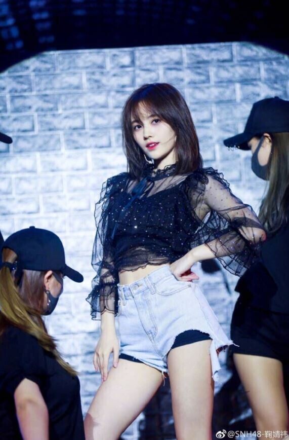 중국에서 4000년에 한번 나온다는 외모의 여자아이돌_2.jpg