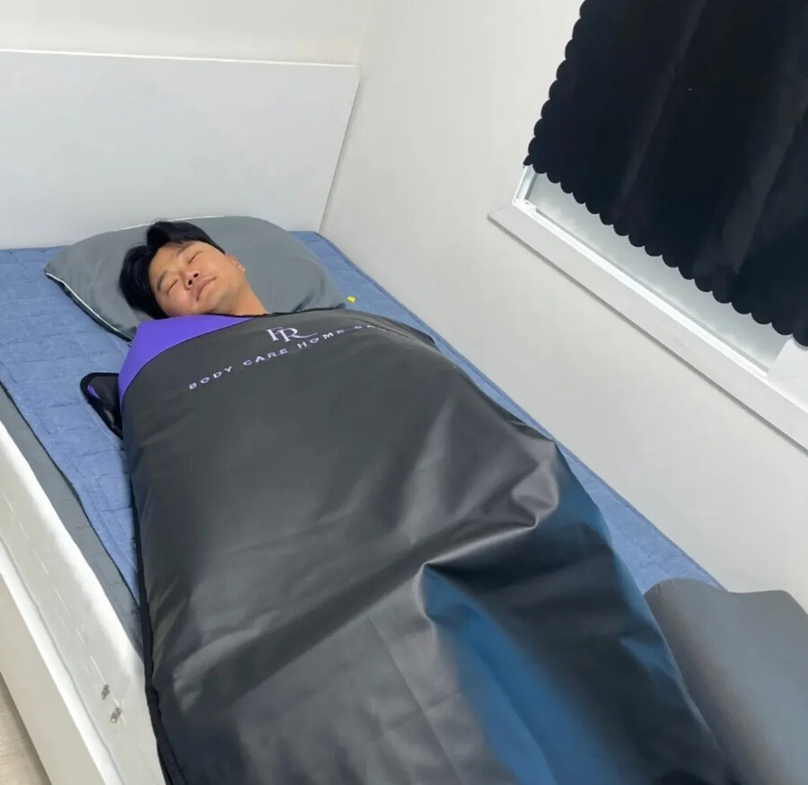 현직 야구선수 영헌백에서 숨쉰체 발견_1.jpg