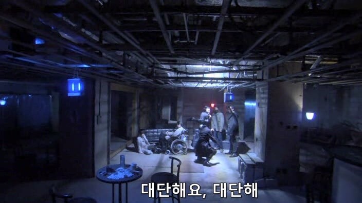 남편을 죽인 야쿠자한테 범해졌던 유부녀의 최후_64.jpg