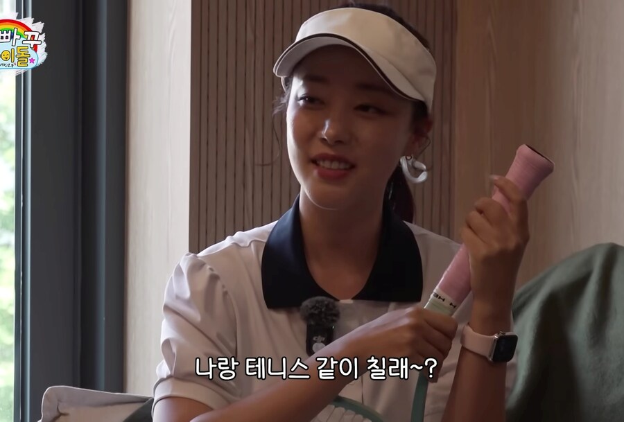 남자에게 왼손으로 쳐준다는 유부녀_5.jpg