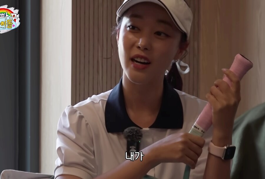 남자에게 왼손으로 쳐준다는 유부녀_6.jpg
