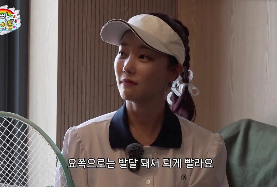 남자에게 왼손으로 쳐준다는 유부녀_16.jpg