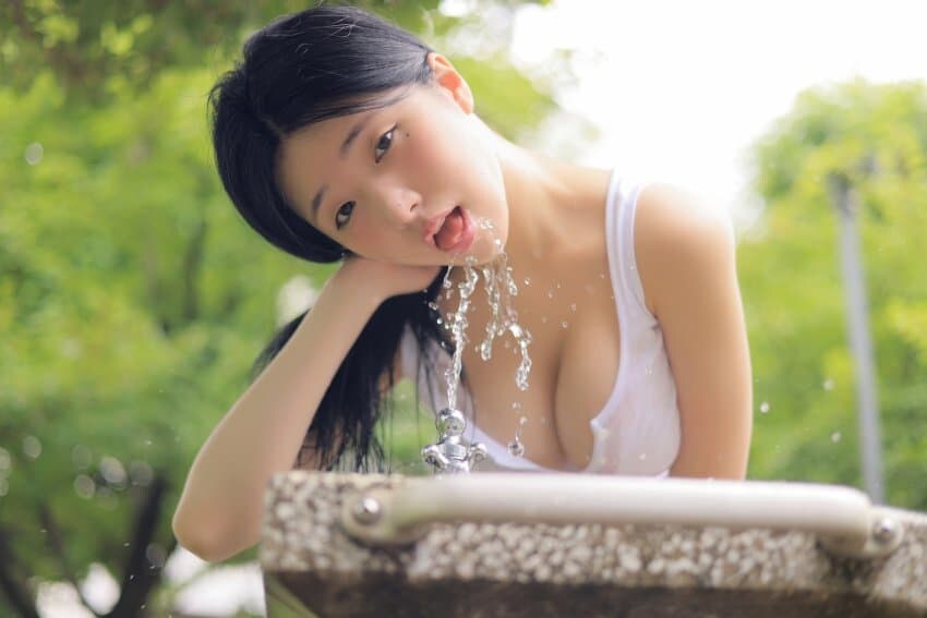 더운날 물 마셔야 하는 이유_11.jpg