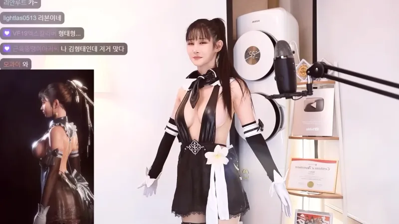 모델이 보여준 스텔라블레이드 이브 룩북_12.webp
