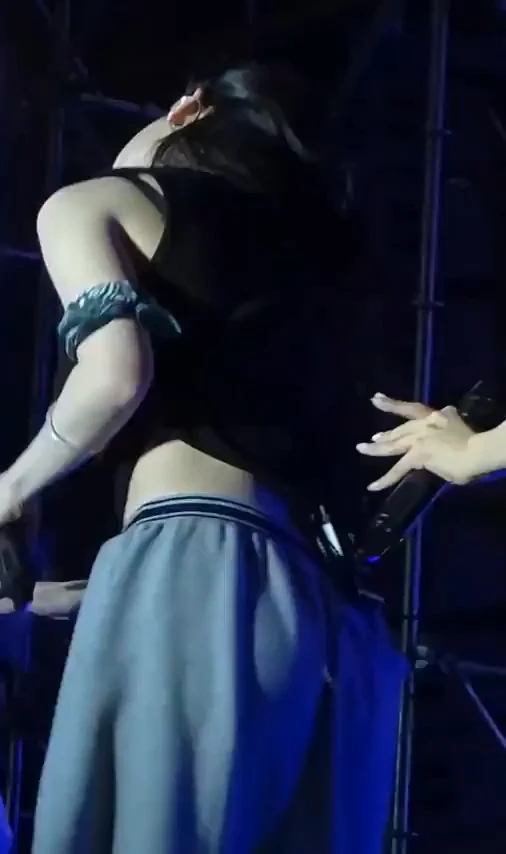 카리나 gif_1.webp