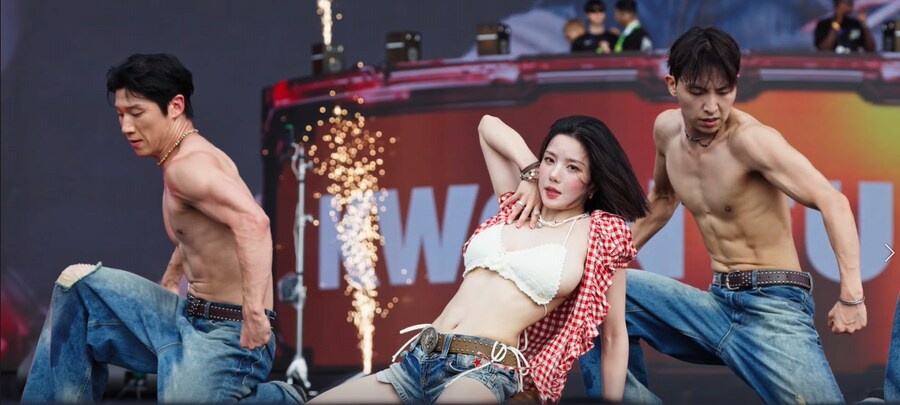 워터밤 권은비 레전드 갱신_2.png