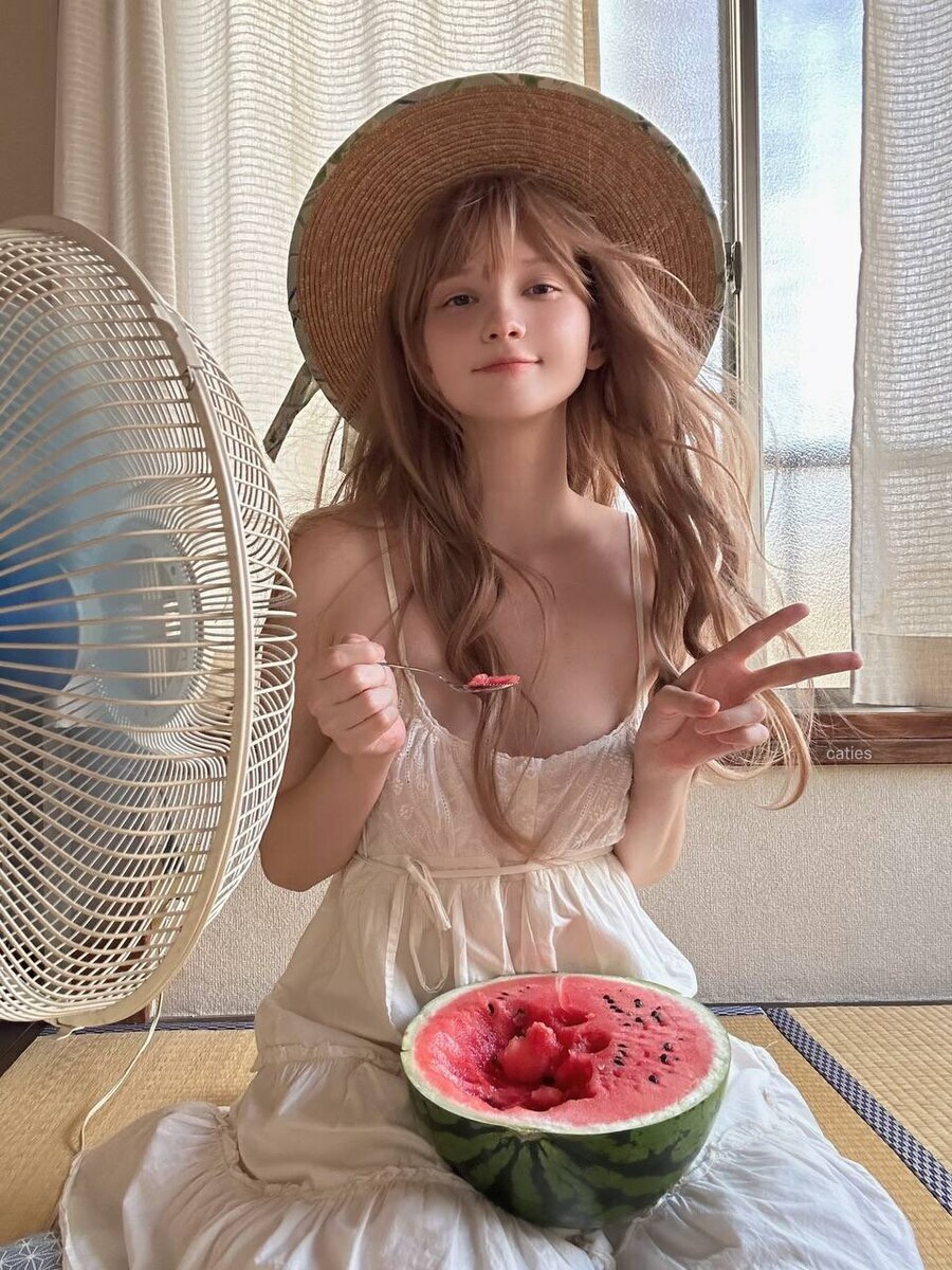 가난하게 태어난것은 당신 잘못이 아니지만 죽을 때도 가난한것은 너의 잘못이다_1.jpg