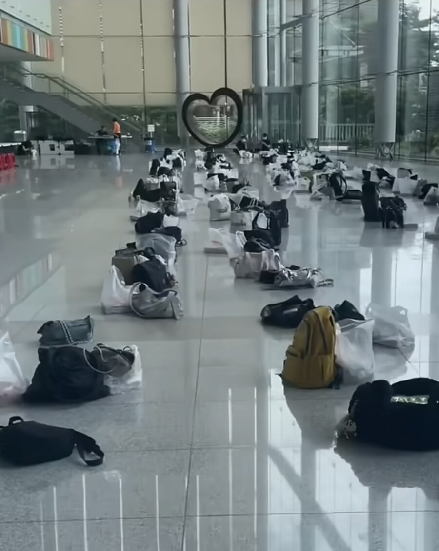 한국에서 줄서는법_1.jpg