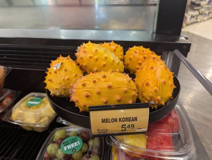 외국에서 파는 한국인도 모르는 한국과일.jpg_1.jpg