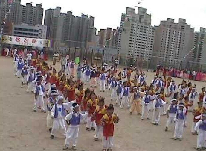 옛날 초등학교 운동회 특징_1.png