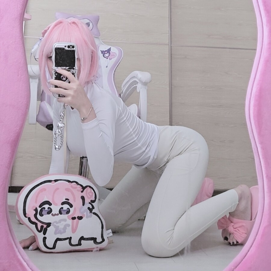 도로롱 코스프레_2.jpg