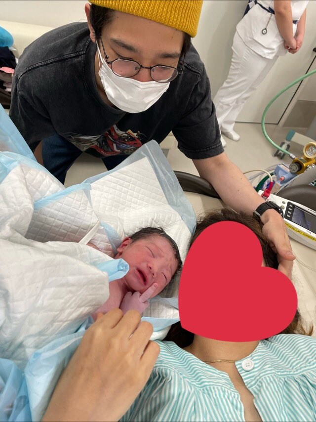 방금 태어난 아이가 세상에 던지는 깊은 메세지_1.jpg