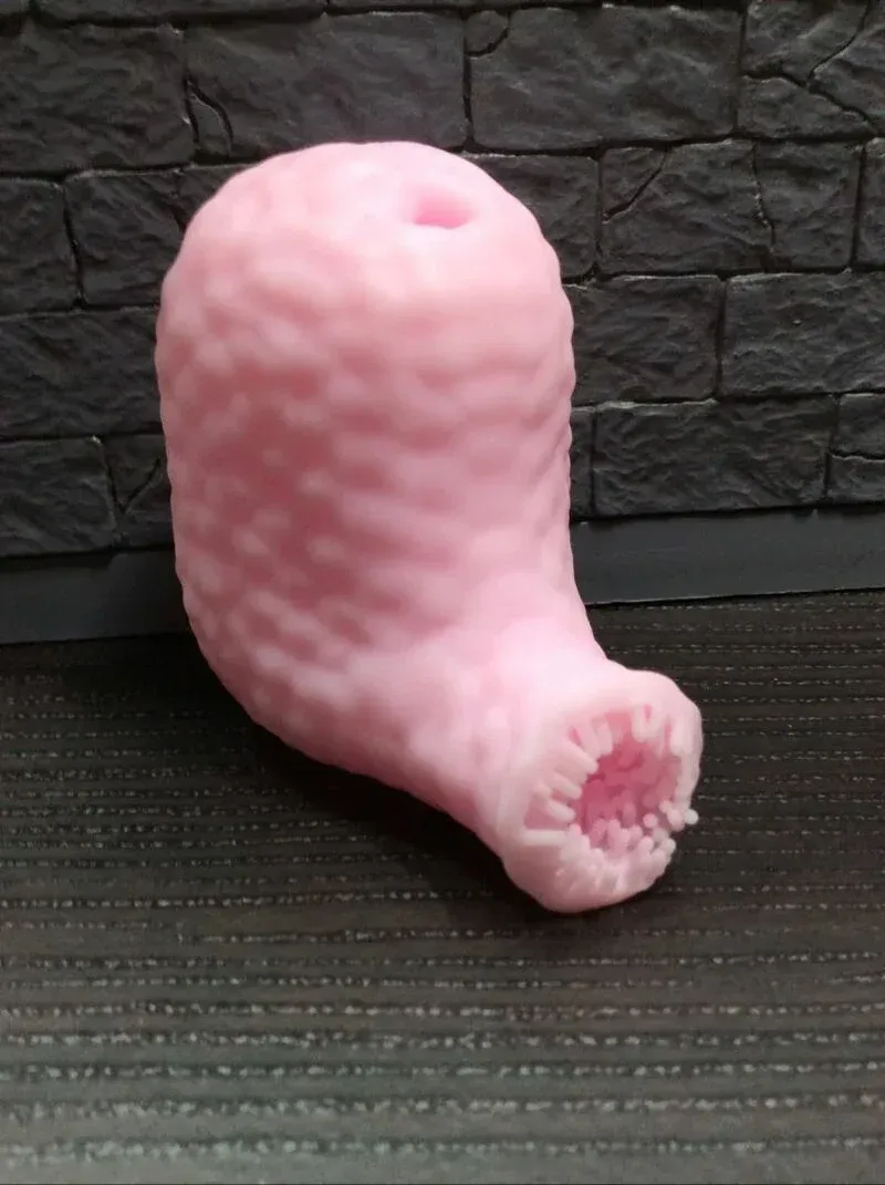 뒤집어지면 굉장해지는 장난감_2.webp