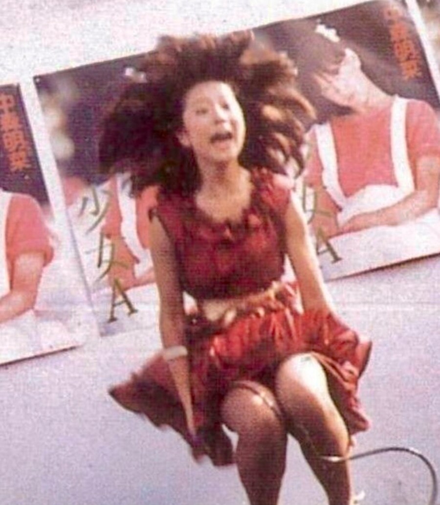 아키나 나카모리 사진 1장_1.jpg