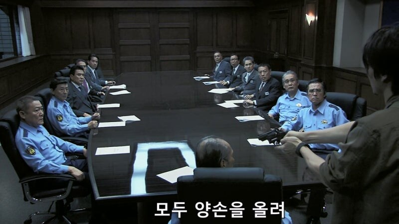 인질을 잡고 있는 범인을 자극해서는 안됩니다._2.jpg