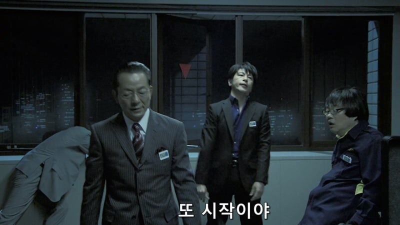 인질을 잡고 있는 범인을 자극해서는 안됩니다._26.jpg