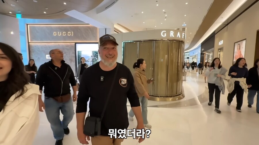 (스압) 이탈리아 할아버지 두명이 한국에서 ㅂㅈ를 찾는 영상_2.jpg