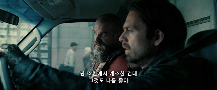 [MCU]서로 닯은점이 있다고 이야기를 하는 레드 가디언_3.jpg