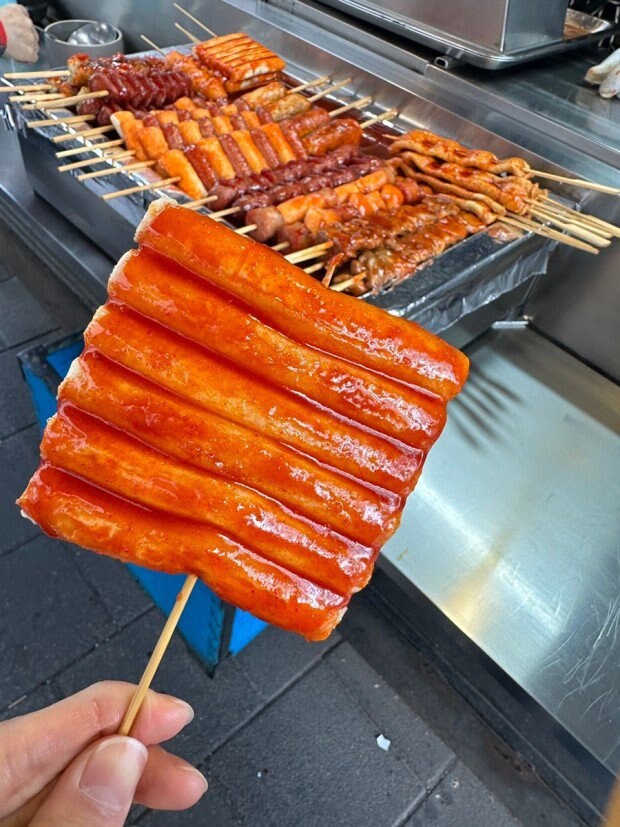 어렸을 때 떡꼬치 양념 더 발라달라고해도 거절한 아주머니_1.jpg