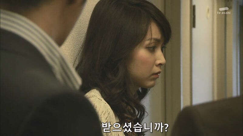 아버지가 살인을 저지른 딸의 가정을 박살내는 형사 놈들_16.jpg