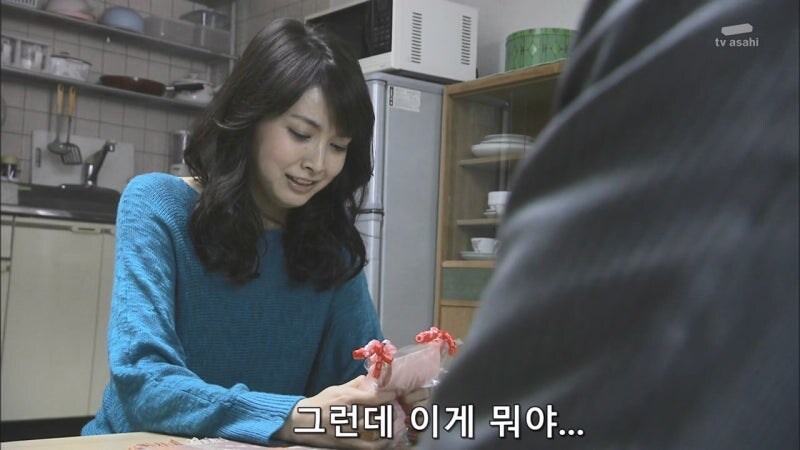 아버지가 살인을 저지른 딸의 가정을 박살내는 형사 놈들_26.jpg