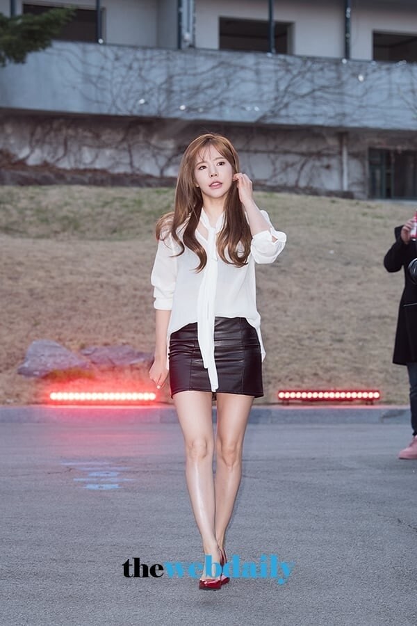 키 158cm 되는 아담한 여자 연예인들_2.jpg