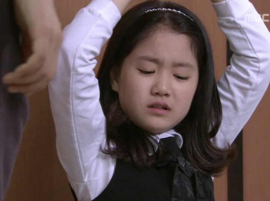 딸이 아빠 핑계로 숙제 안 하고 놀러가려 함.jpg_2.jpg