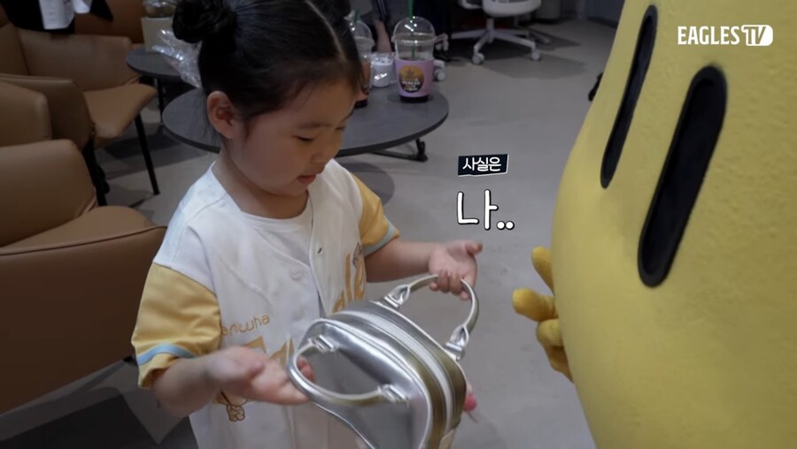 대전의 꿈돌이가 벌이는 동심파괴 현장_3.jpg