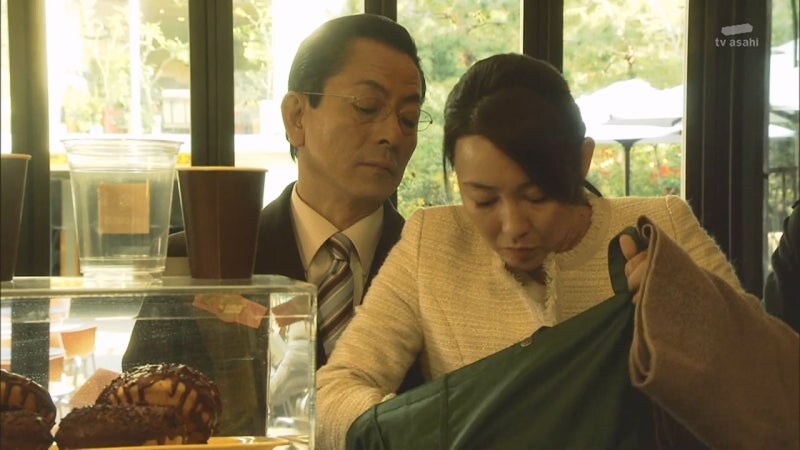 일본 형사 : 사소한것에 신경이 쓰이는군요._11.jpg