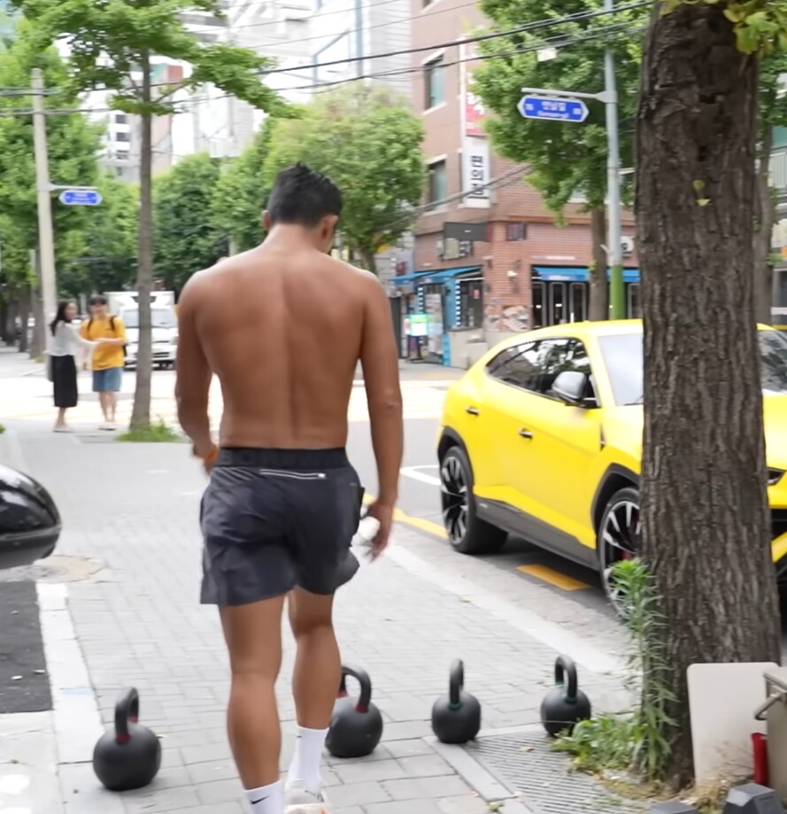 운동으로 유명하면 용서 되는거_1.png