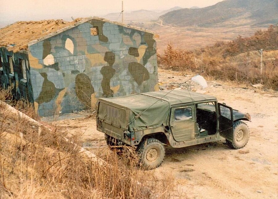 스압) 주한미군도 DMZ 수색 정찰 매복,GP 근무 투입되던 시절 사진들.jpg_10.jpg