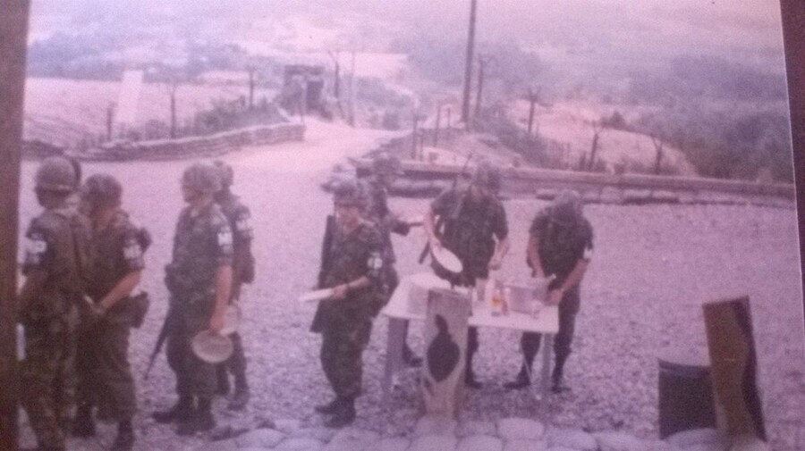 스압) 주한미군도 DMZ 수색 정찰 매복,GP 근무 투입되던 시절 사진들.jpg_24.jpg