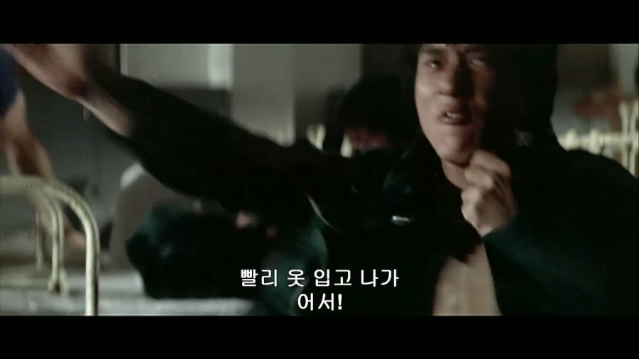 영화속 야심한 밤에 기상을 시키는 교관_6.jpg