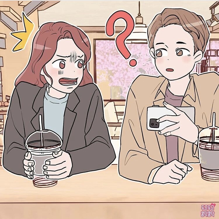 남친이 커플셀카에서 자기얼굴 가려서 속상한 여친_4.jpg