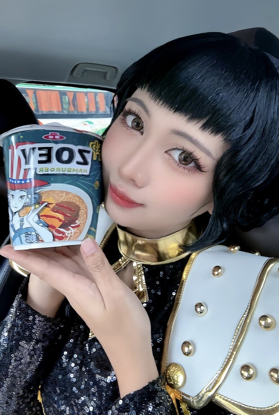 케이팝) 짬내서 자기 상품 광고하는 조이_2.jpg