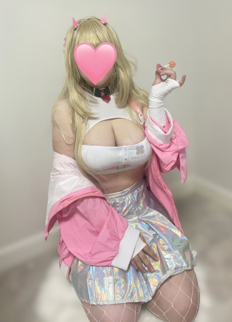 자기는 살 많이 찐 보정 가공녀라는 여성 방송인_3.jpg