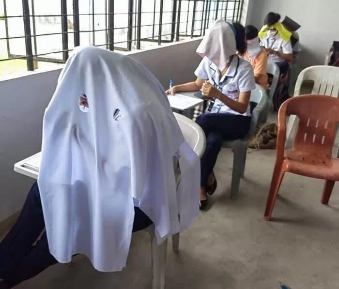 필리핀 대학교에서 컨닝 방지하는 방법.jpg_7.jpg