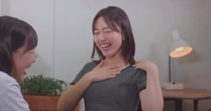 여자 모태솔로가 남자출연자를 사로잡기위해 준비한 플러팅 기술 ㅋㅋ_18.jpg