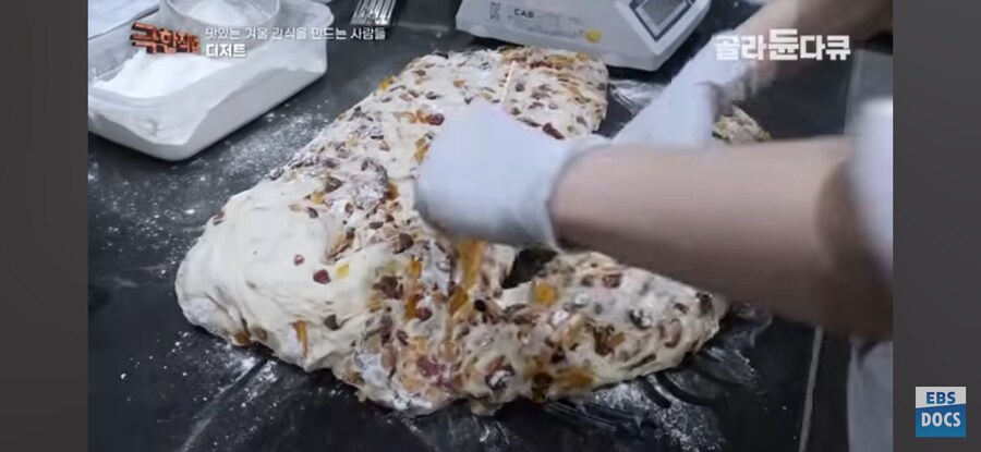 공장인데 기계없이 사람이 다함_18.jpg