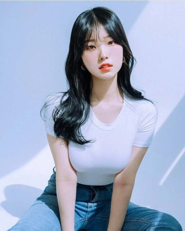흰티 vs 까만티_2.jpg