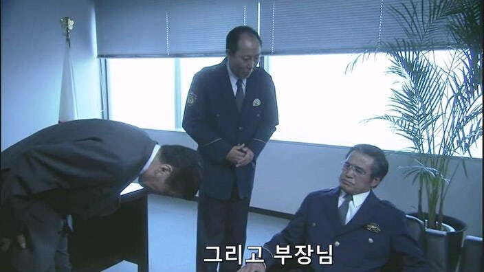 선량한 용의자를 취조하는 일본형사들_29.jpg