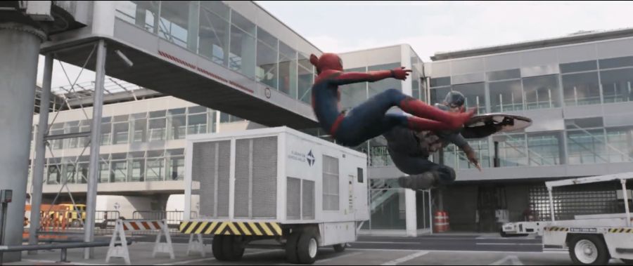 [MCU]캡틴 아메리카와 붙어서 자신감이 붙었던 스파이더맨_26.jpg