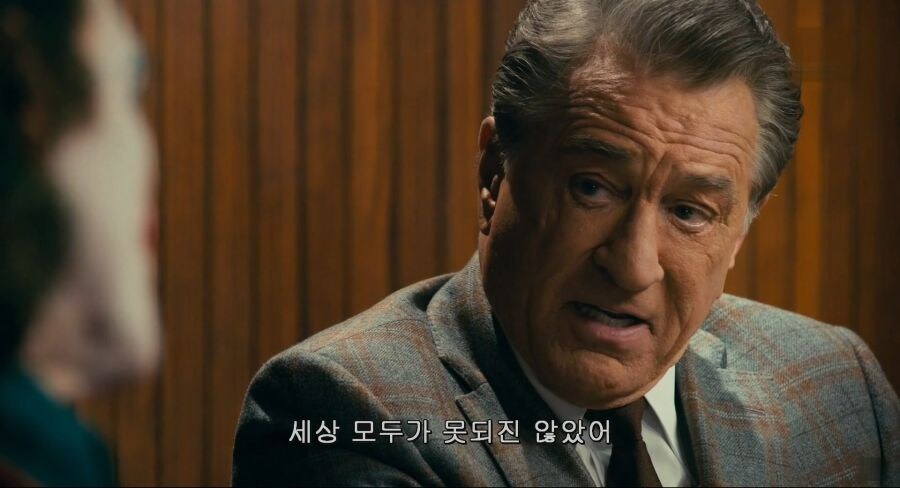 머레이가 조커한테 총 맞아 죽은 이유.jpg_3.jpg