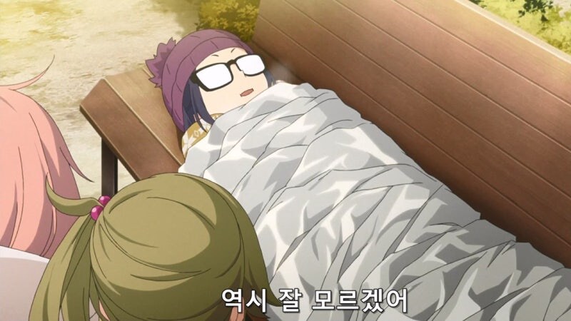 추운 겨울에 변싼채로 발견되는 여고생들_23.jpg