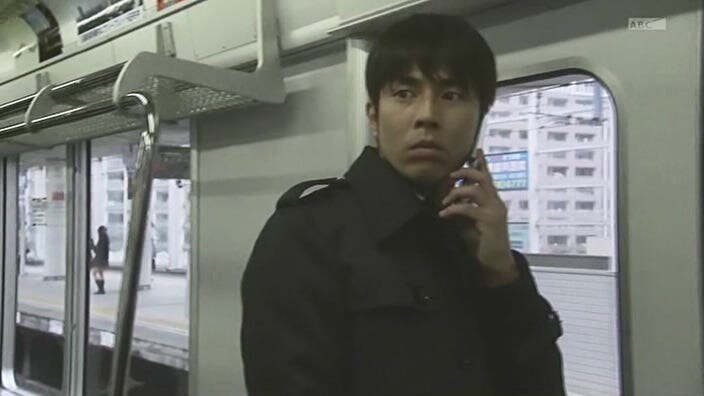 바이러스로 무장한 테러리스트를 붙잡은 주인공_7.jpg